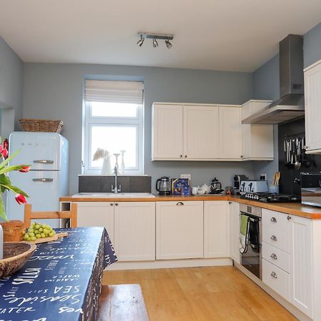 Min Y Mor Trearddur Bay Villa ภายนอก รูปภาพ