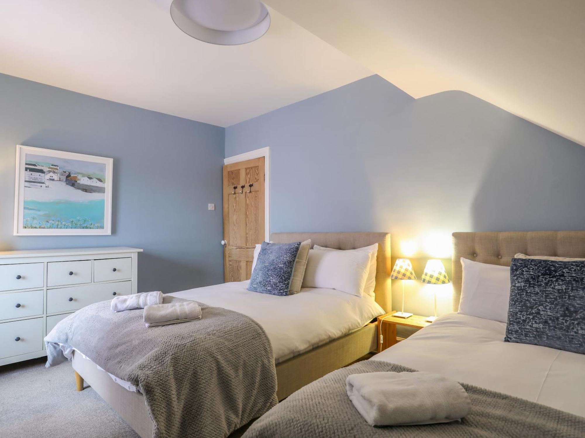 Min Y Mor Trearddur Bay Villa ภายนอก รูปภาพ